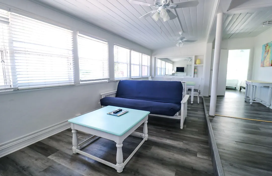 Drop Anchor Resort & Marina-1