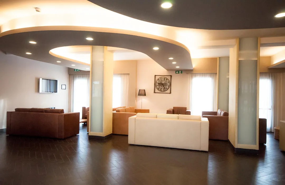 Hotel Paradiso-1