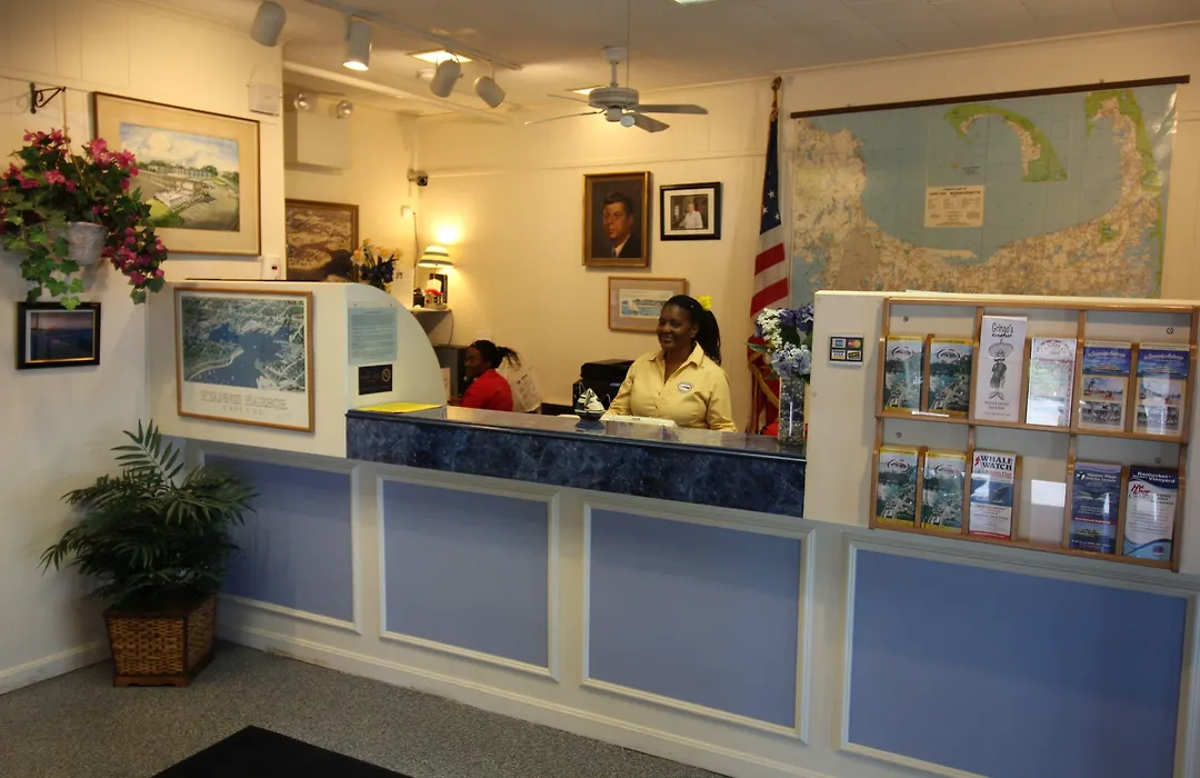 Hyannis Holiday Motel-1