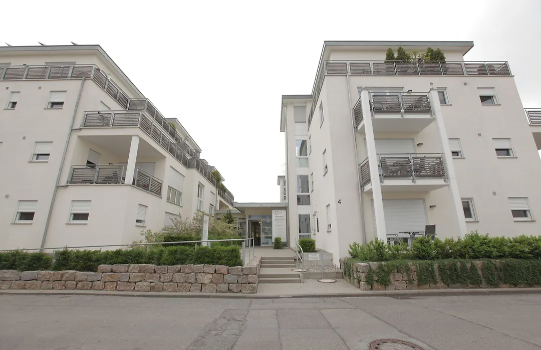 Boardinghouse Home - Adults Only --1