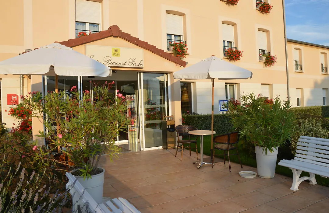 Hôtel Logis Entre Beauce et Perche-1