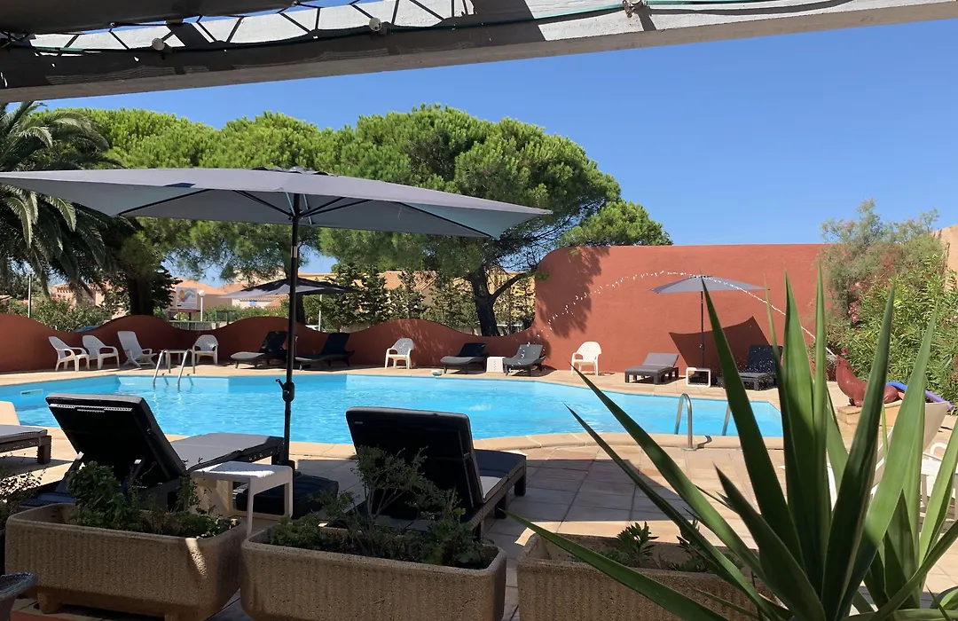 The Originals City, Relax'Otel, Le Barcarès-1