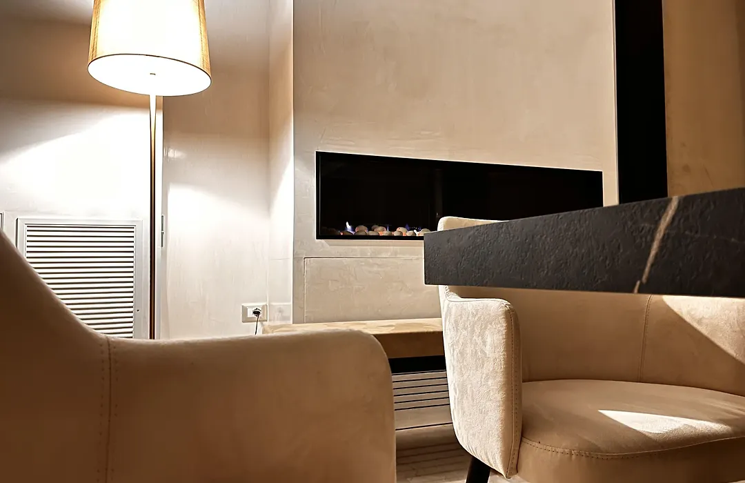 Magic Hotel-1