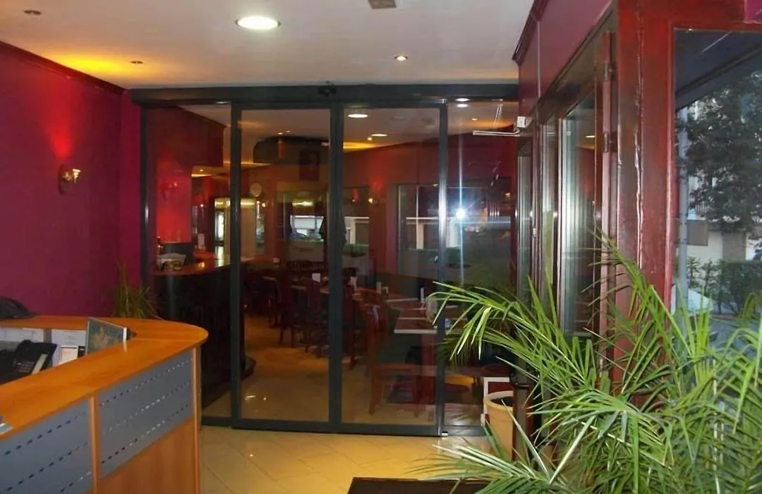 Hotel Evergreen-1