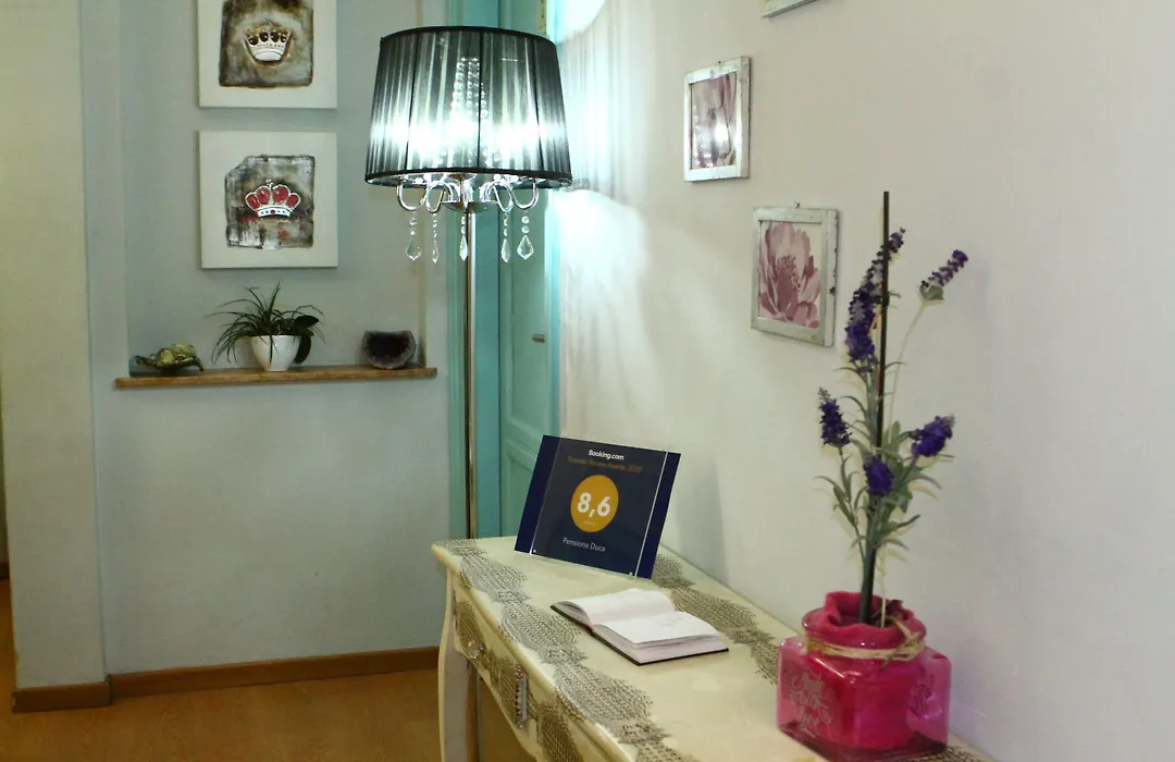 Duca'S Guest House-1