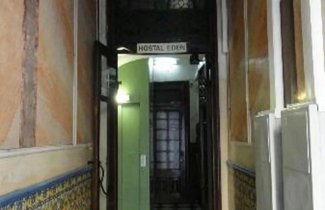 Hostal Eden-1