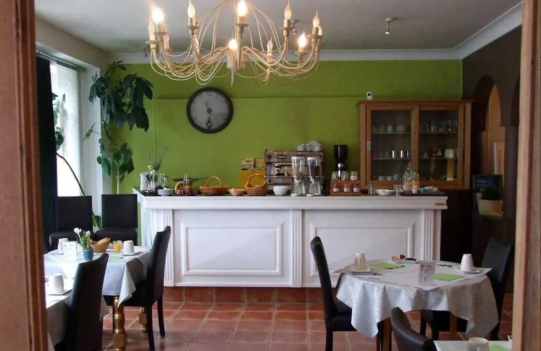 Logis Hotel L'Occitan 2 étoiles-1