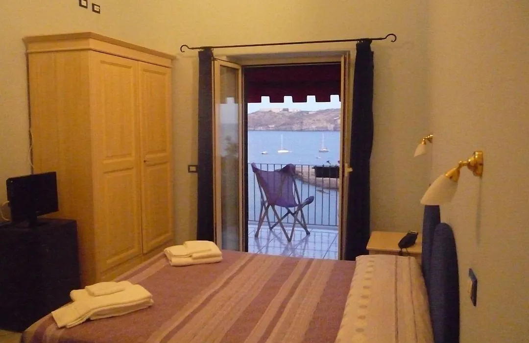 Hotel Villa Iulia-1