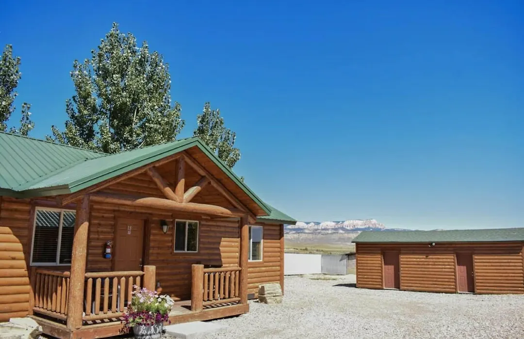 Bryce Country Cabins-1