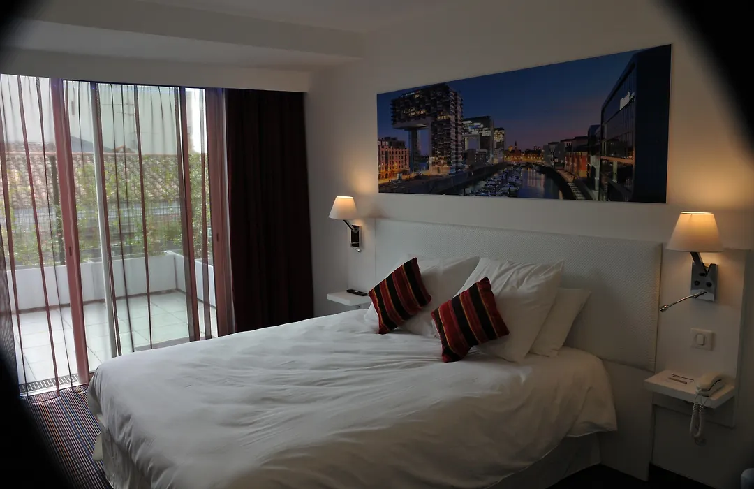 Privilege Hotel & Apparts Eurociel Centre Comedie-1