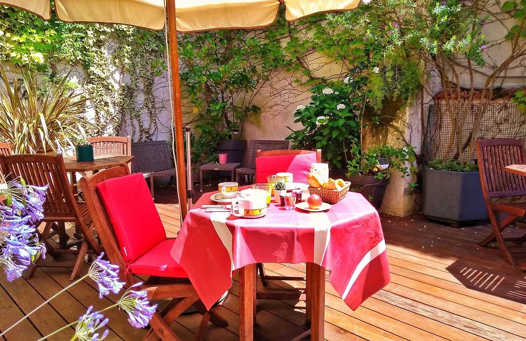 Hôtel La Marisa Grande Plage-1