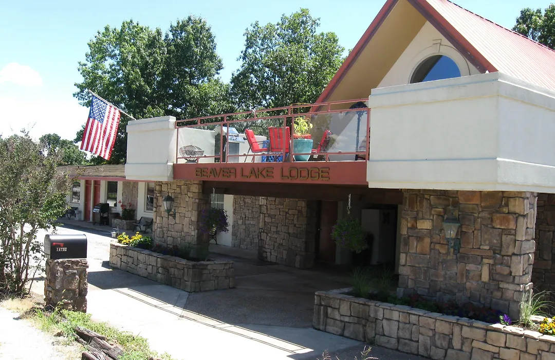 Beaver Lake Lodge-1