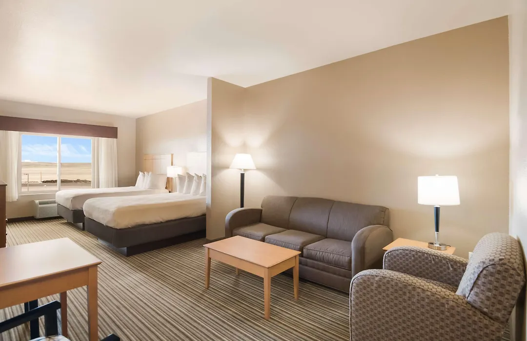 Best Western Shelby Inn & Suites-1
