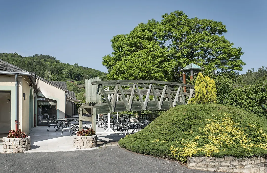 Hôtel-Restaurant Le Calice Du Gevaudan - A75-1