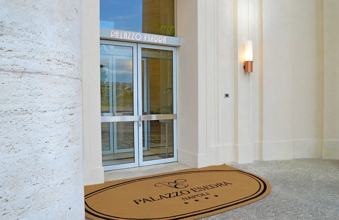 Palazzo Esedra-1