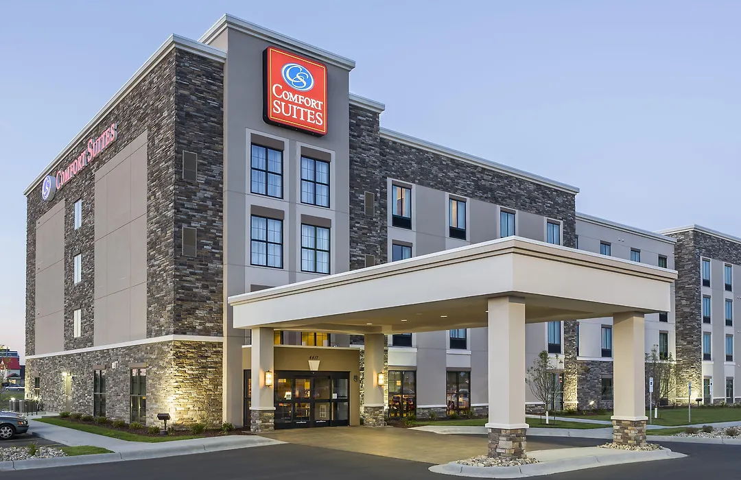 Comfort Suites Fargo Medical Center-1