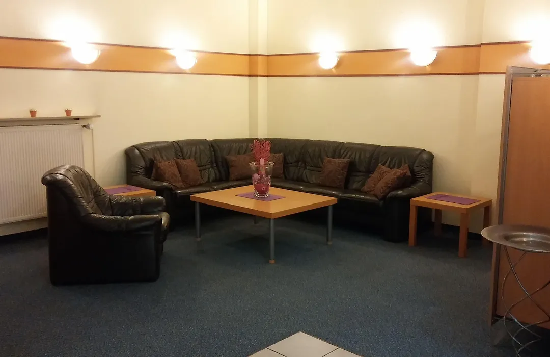 Hotel Berliner Ring-1