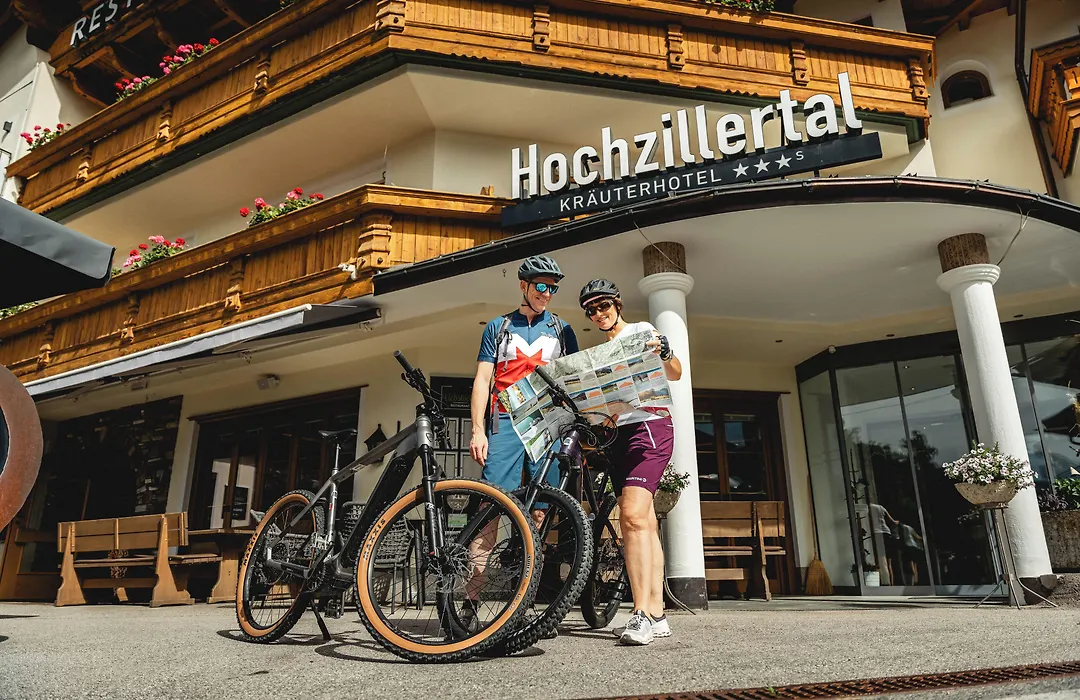 Kraeuterhotel Hochzillertal-1