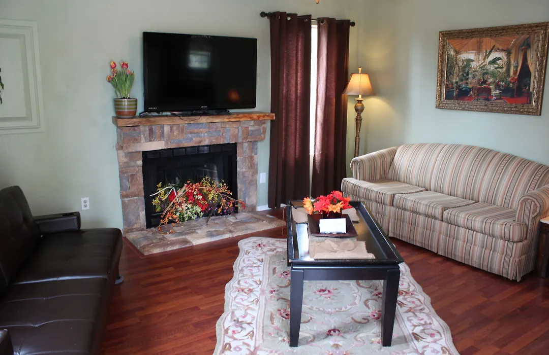 Regency Inn Eureka Springs-1