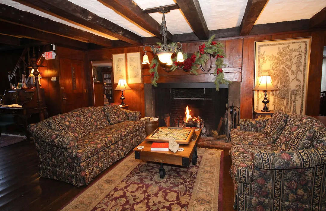 The Nutmeg Inn-1