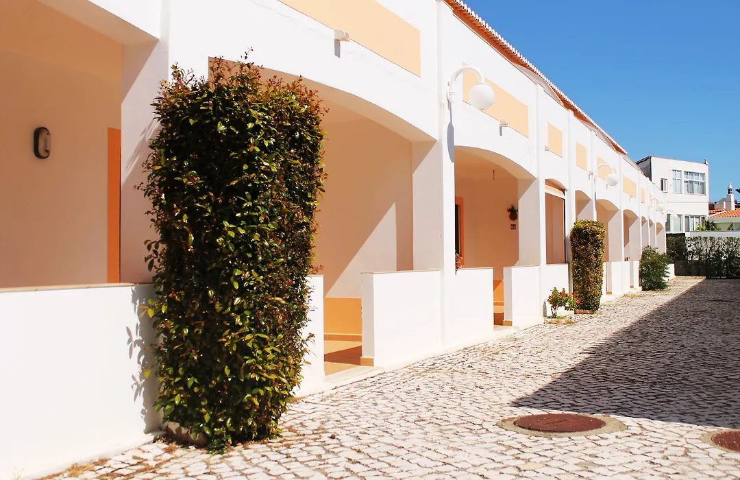 Oasis Beach Apartments-1