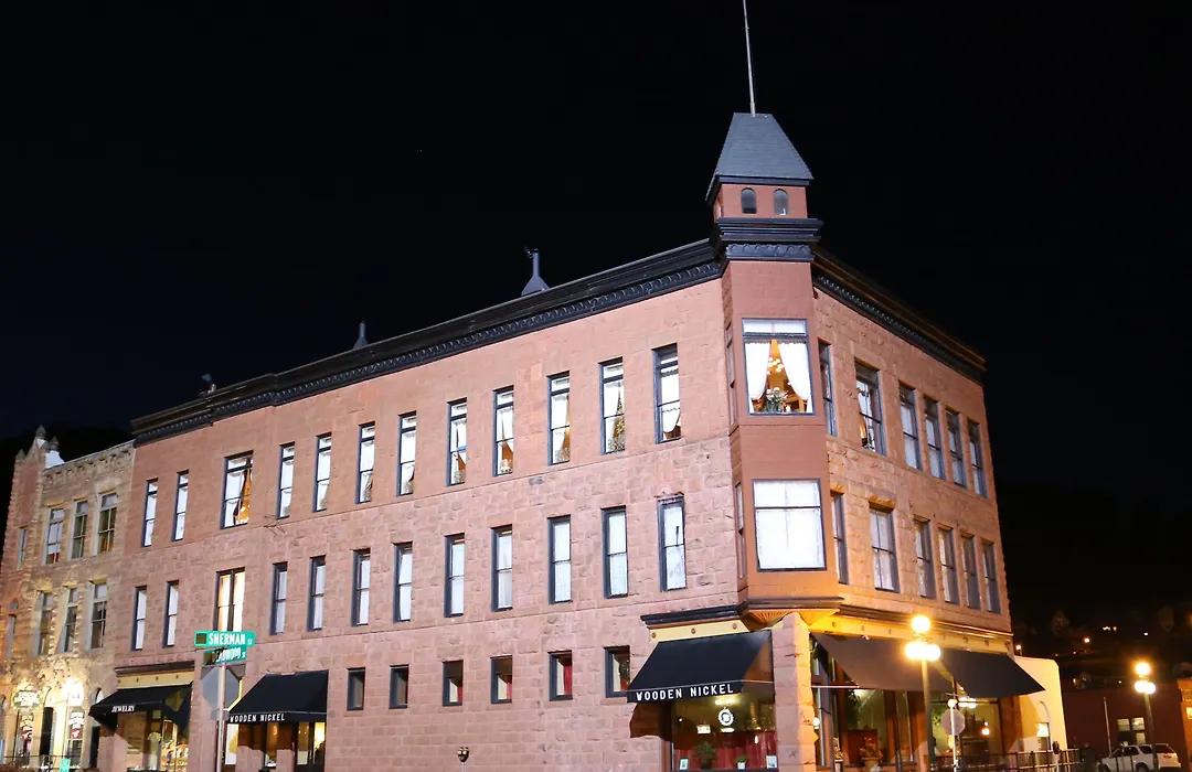 Martin & Mason Hotel-1