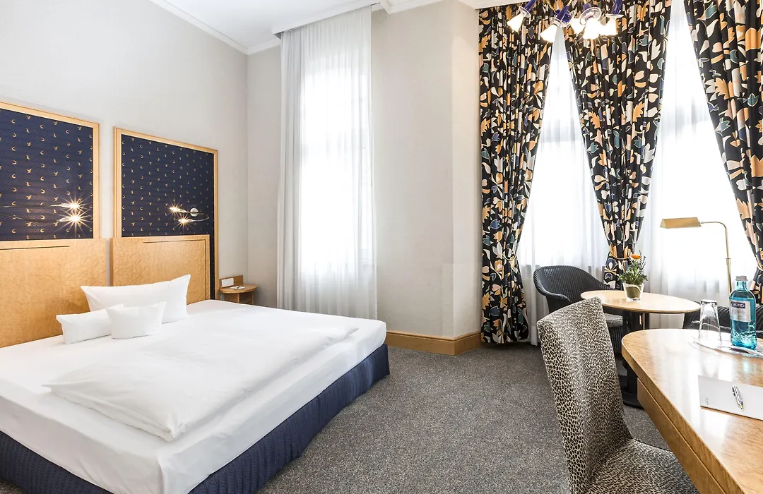DOM Hotel LIMBURG-1