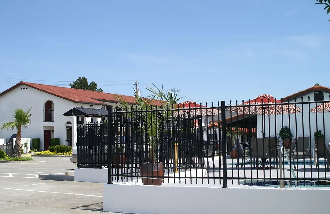 Travelodge By Wyndham Vallejo-1