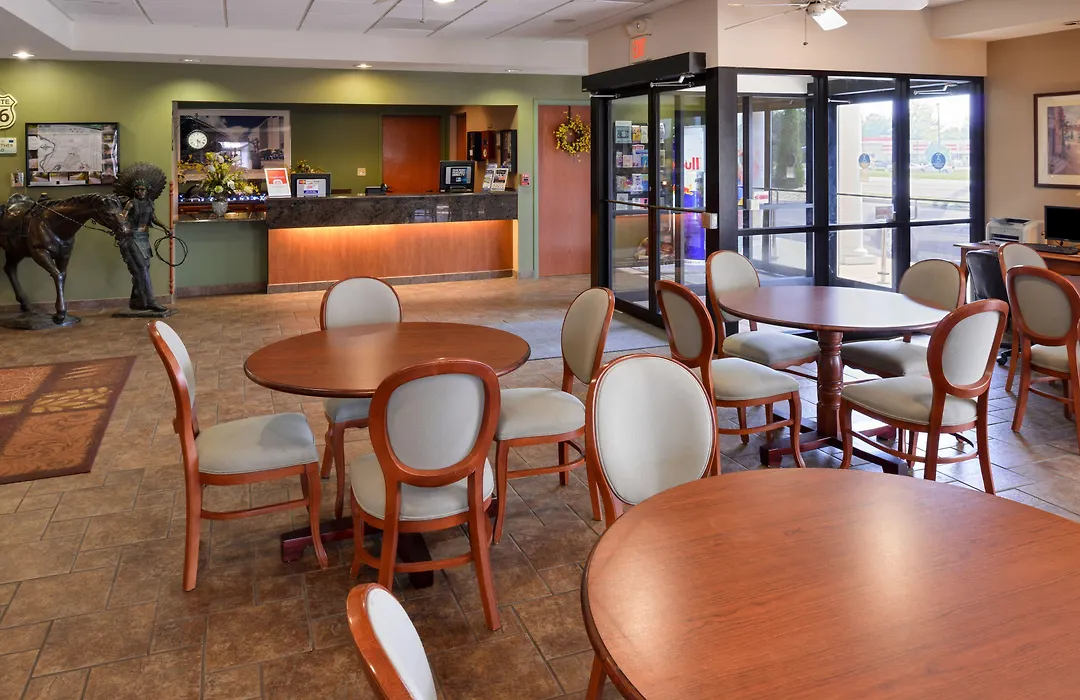 Country Hearth Inn & Suites Edwardsville-1