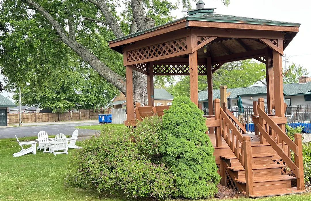 Viking Arms Inn - Ludington-1