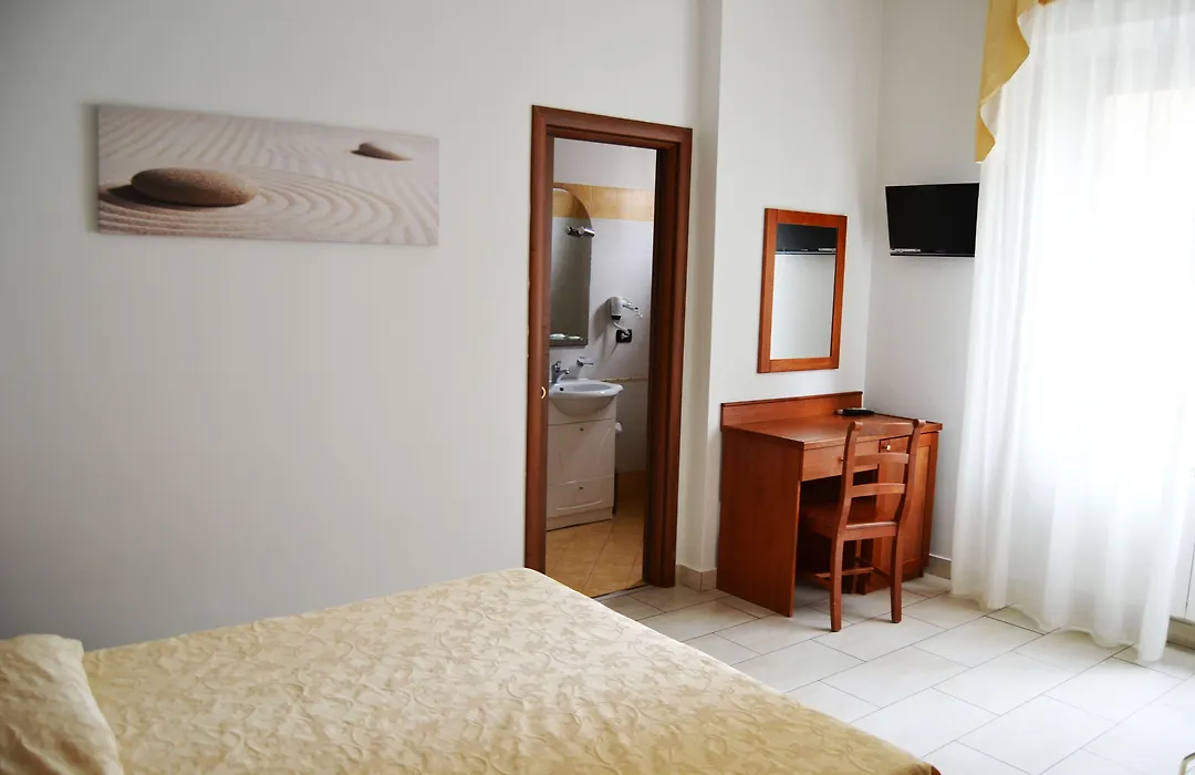 B&B Centrale Affittacamere-1