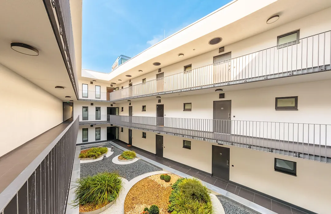 Waveboard Hotel & Boardinghouse-1