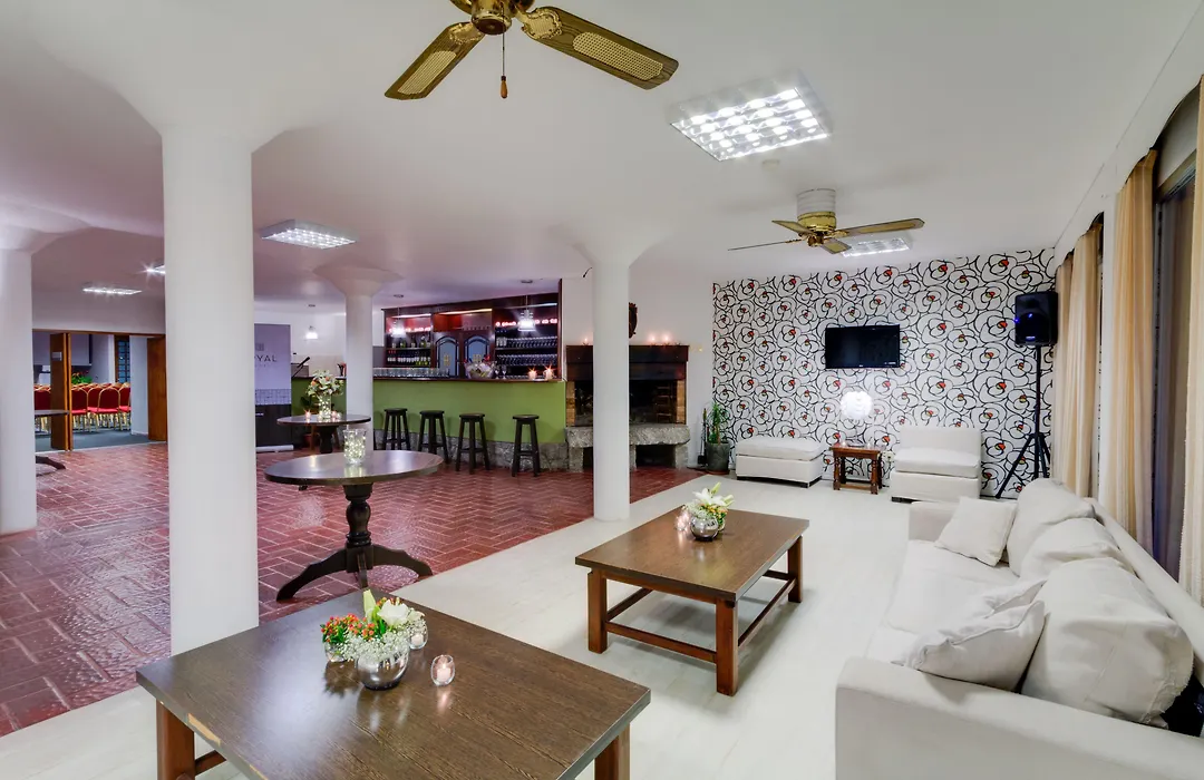 Hotel Royal-1