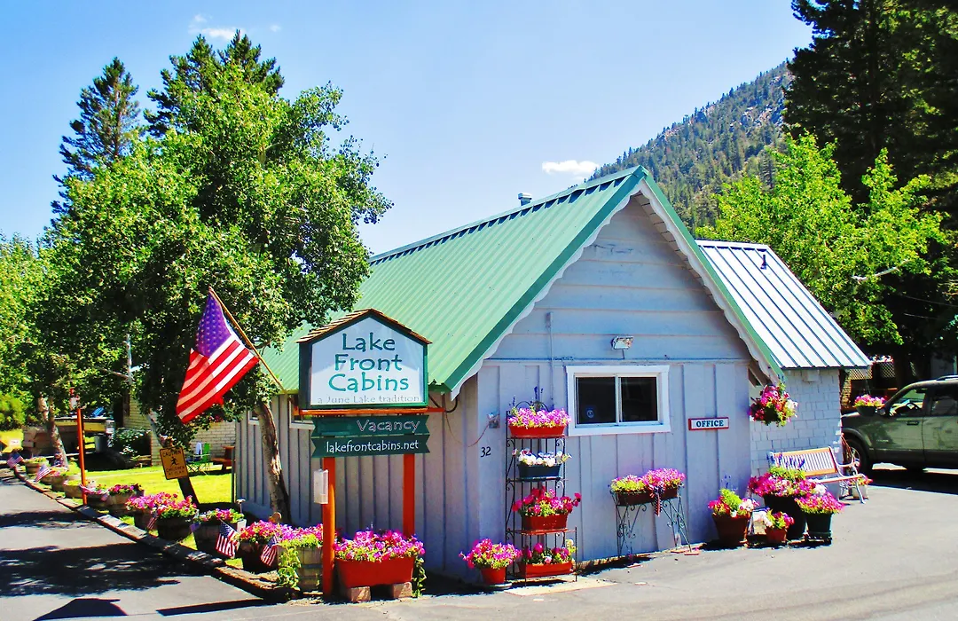 Lake Front Cabins-1