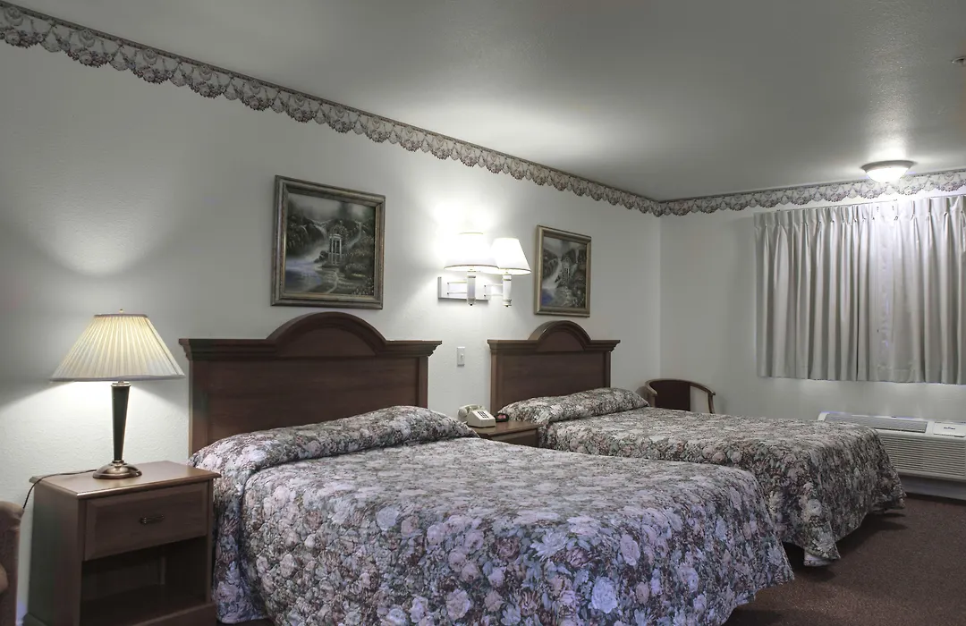 Lighthouse Inn-1
