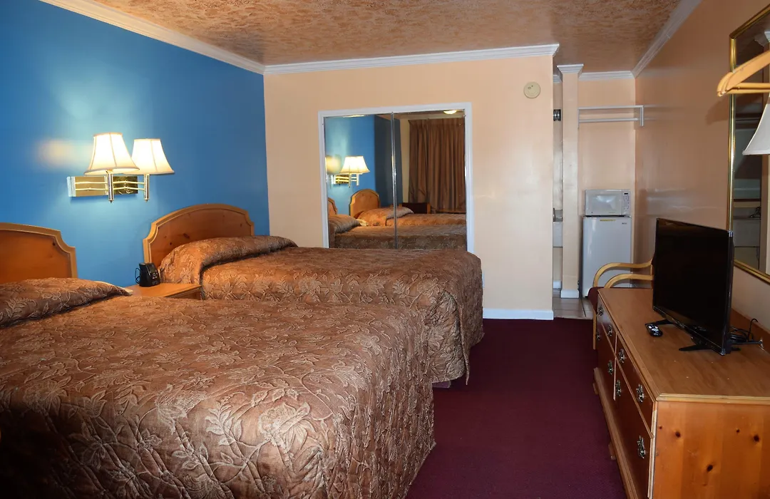 Fort Eustis Inn-1
