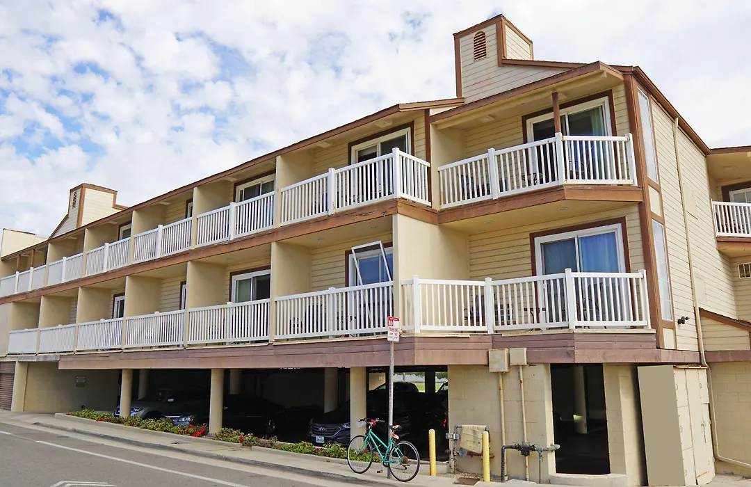 Ocean Surf Inn & Suites-1