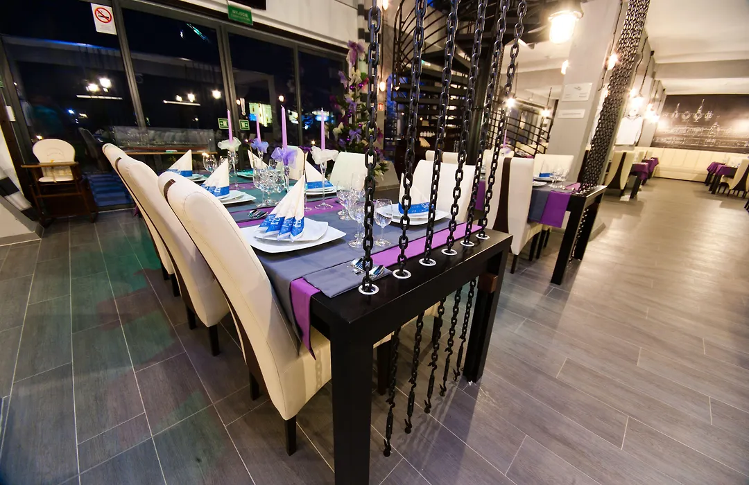 Hotel Malinowski Business-1