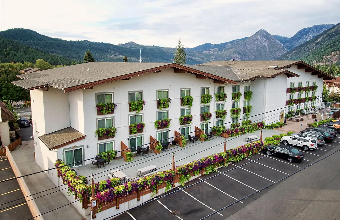 Bavarian Lodge-1
