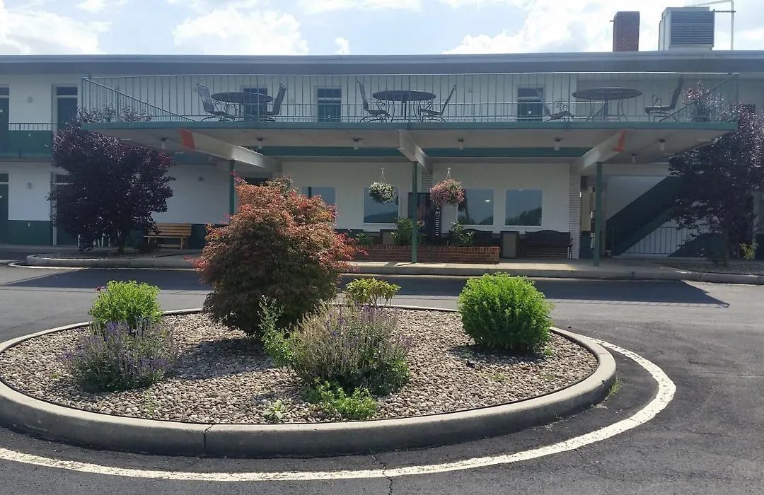 Huntingdon Motor Inn-1