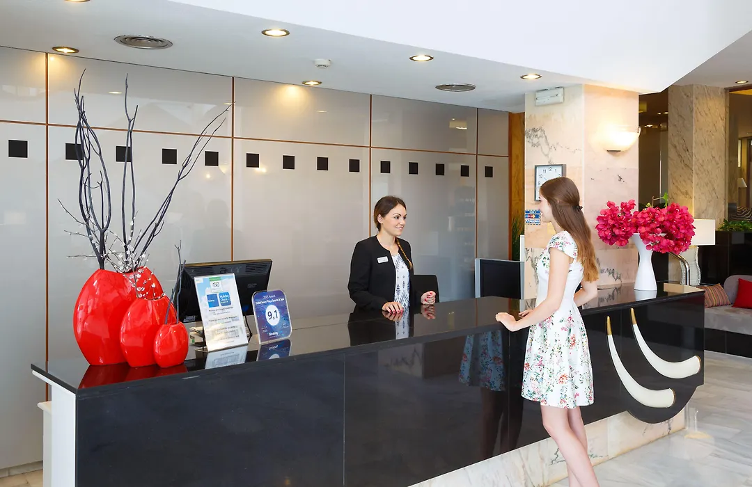 Hotel Ivory Playa Sports & Spa-1