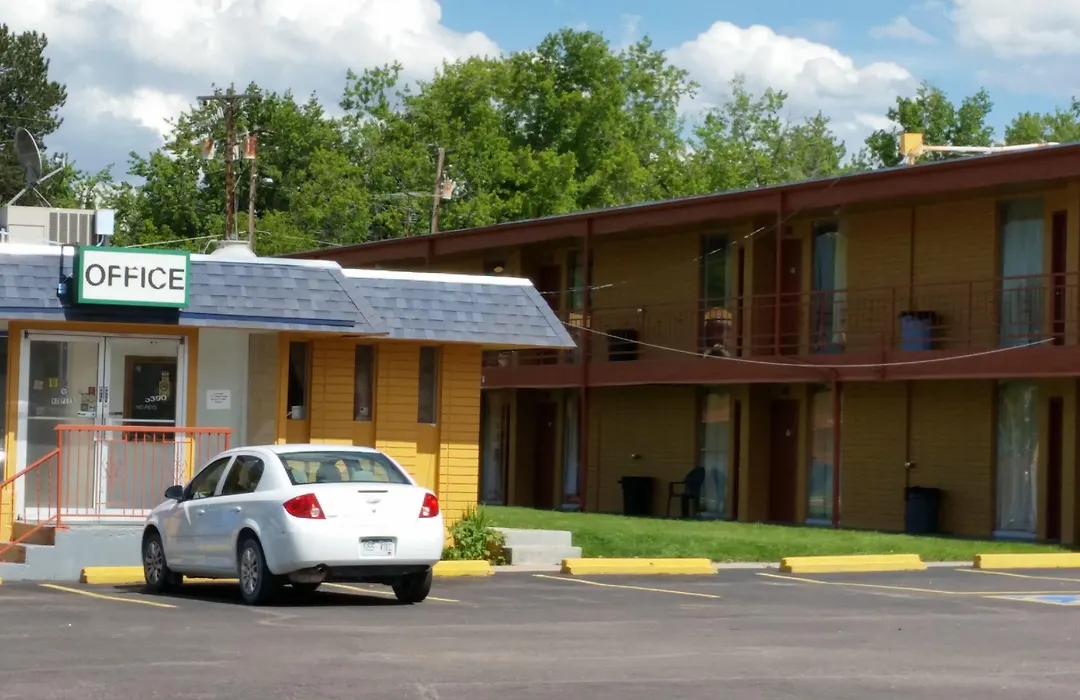 Essex House Motel-1