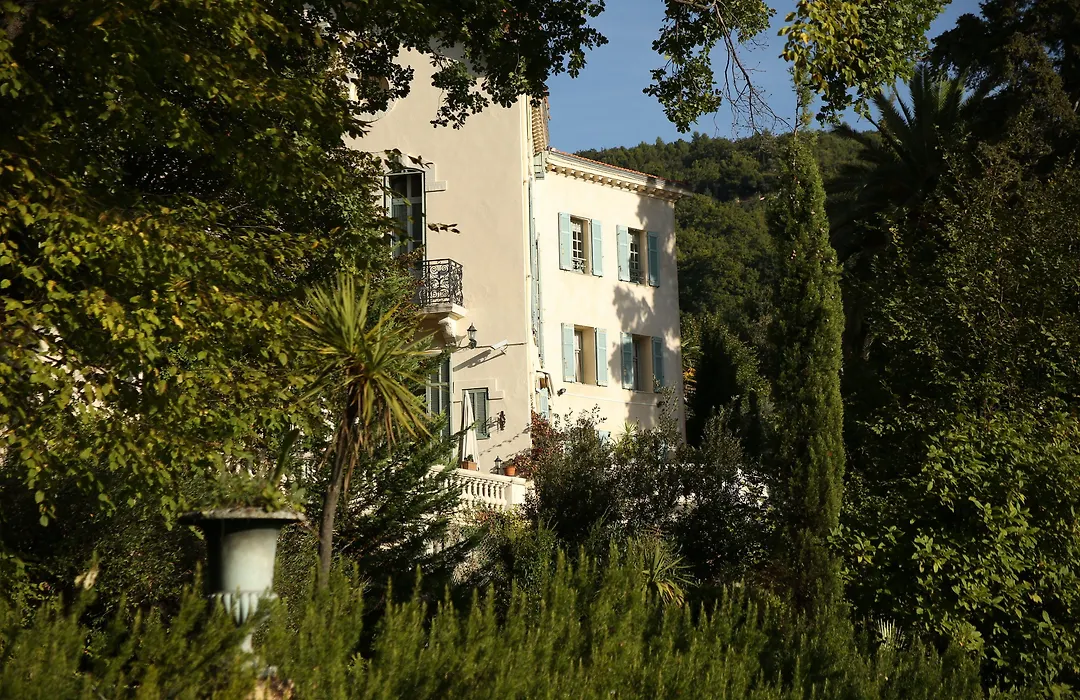 Logis Hôtel La Bellaudière-1