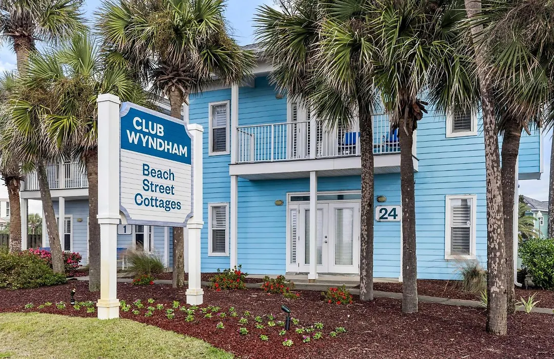 Club Wyndham Beach Street Cottages-1