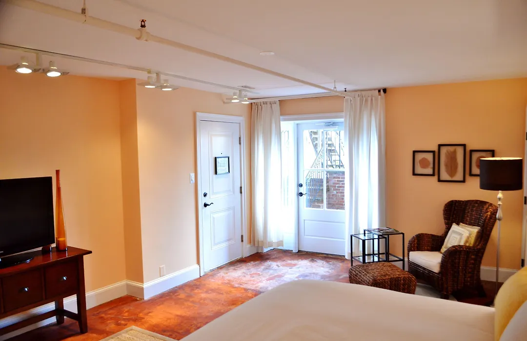 Suites At 249-1