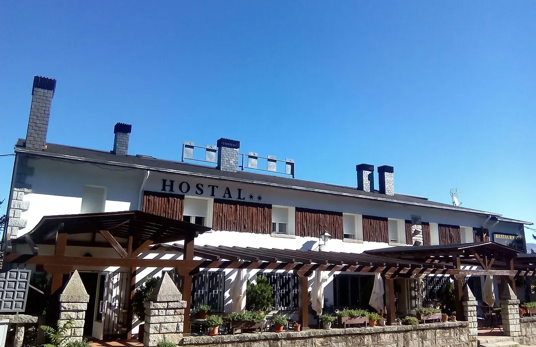 Hostal Siete Picos-1