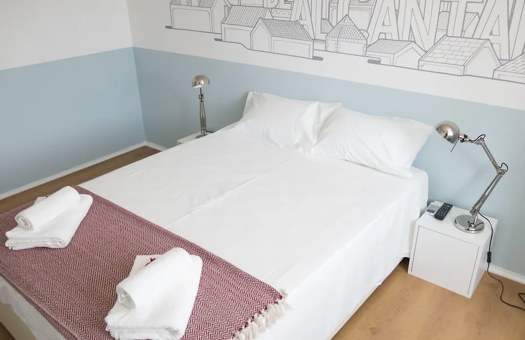 Lisbon Check-In Guesthouse-1