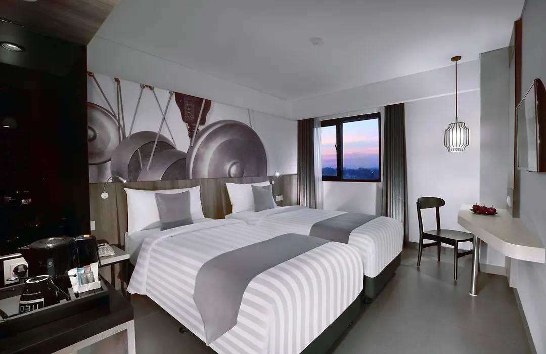 Hotel Neo Malioboro By Aston-1