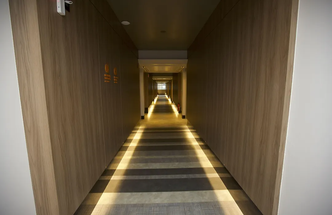 Mogano Business Hotel- Eletroposto-1