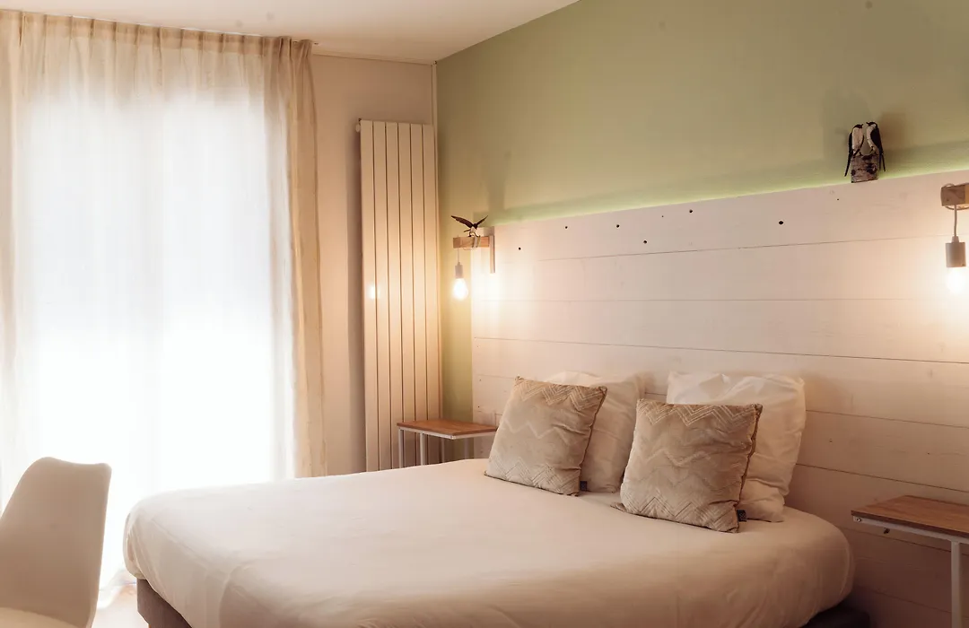 Hôtel Le Rivage vue sur mer - LOGIS - Châtelaillon-plage-1